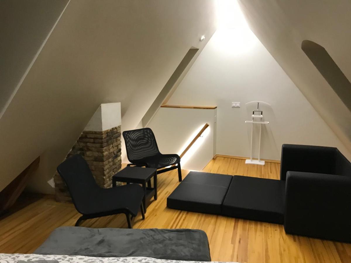 דירות ריגה Doma Square Penthouse, In The Heart Of Old Town מראה חיצוני תמונה
